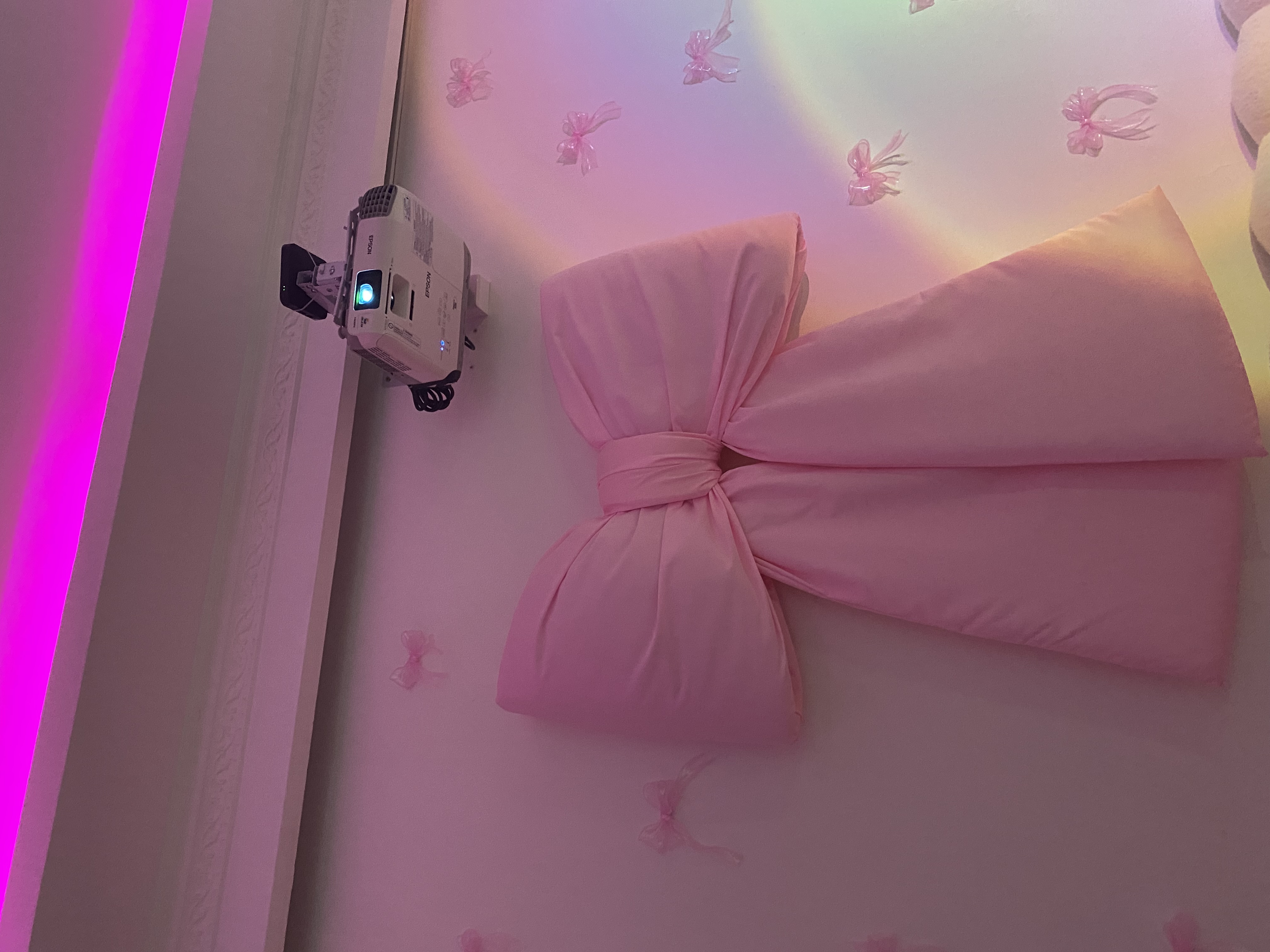 Rosy Room - ảnh 4