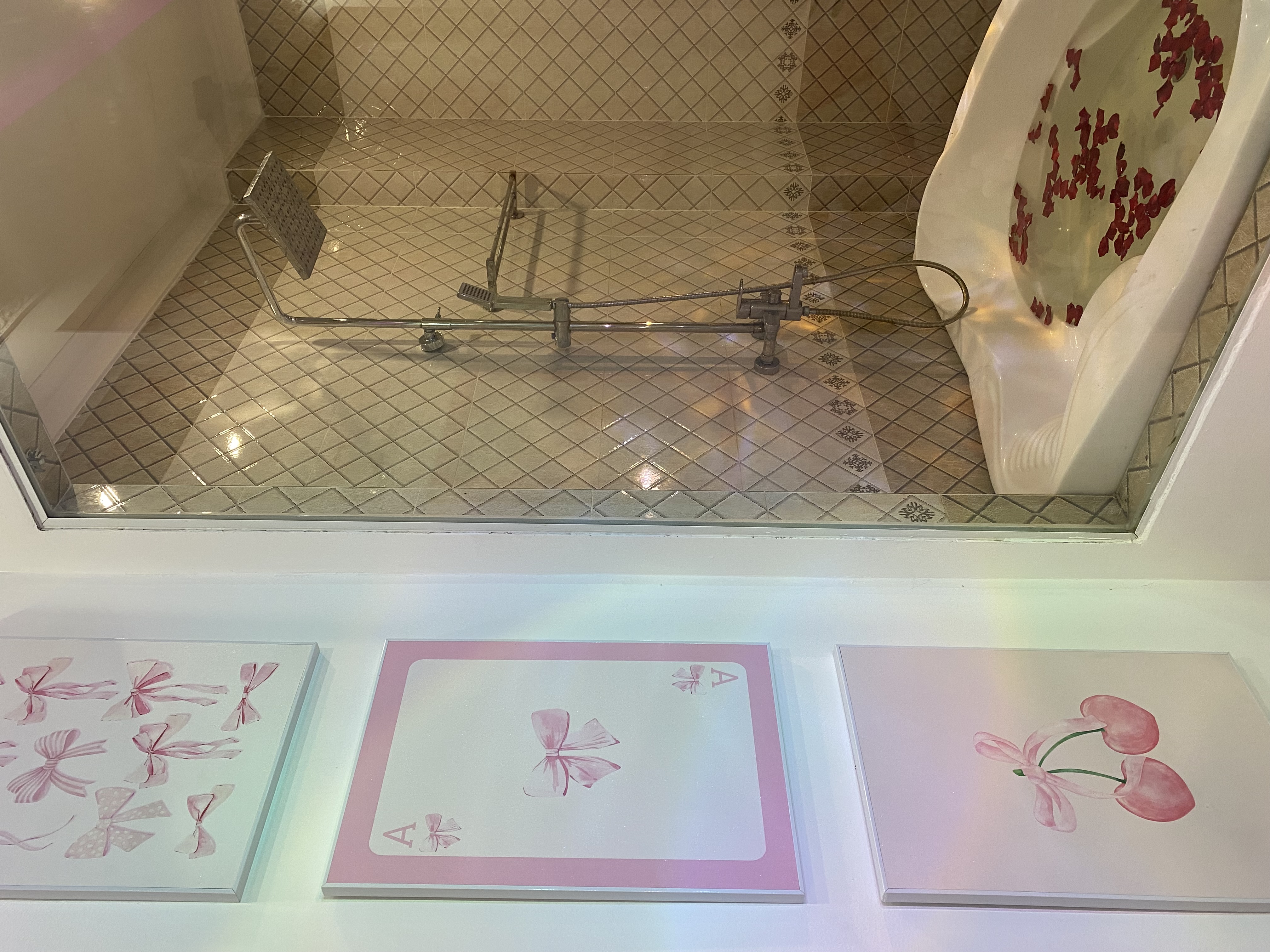 Rosy Room - ảnh 5